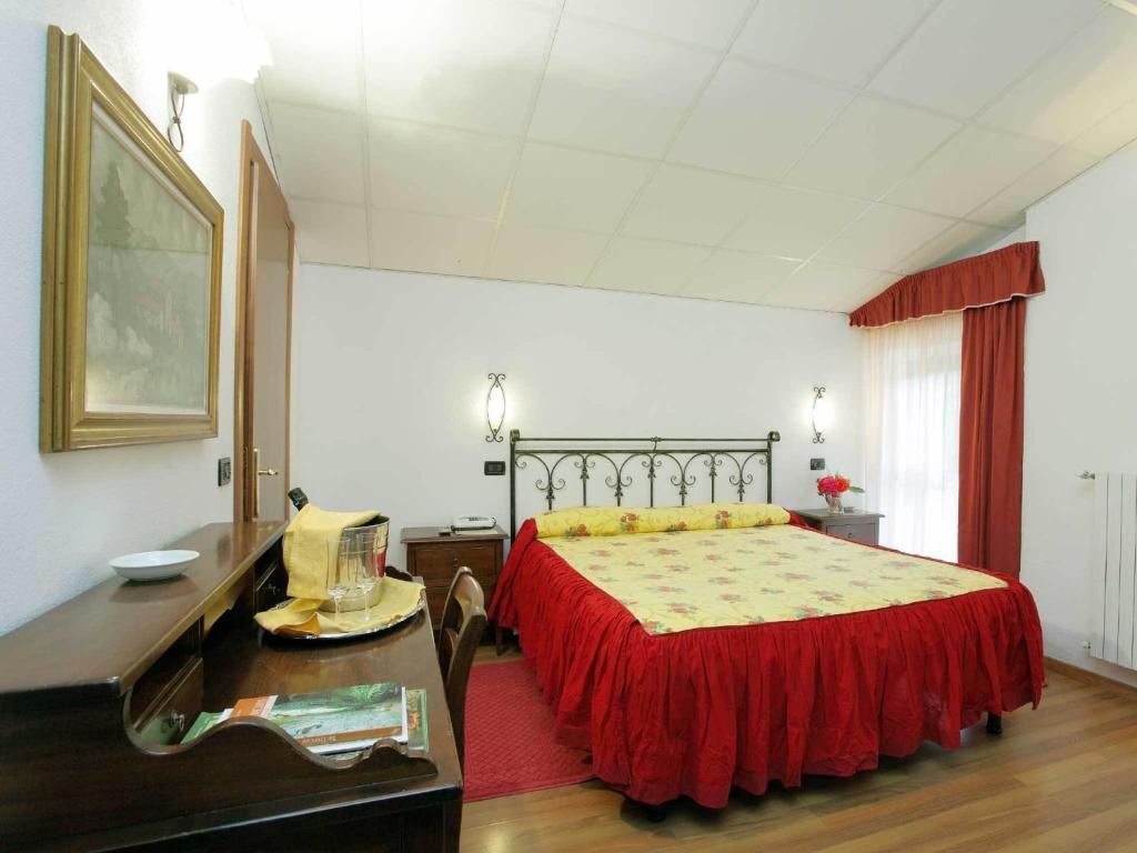 Albergo Le Macinaie - Monte Amiata Castel del Piano  Room photo